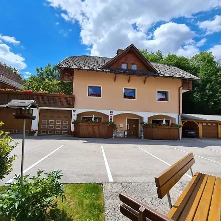 Apartmaji Mezan * Bled