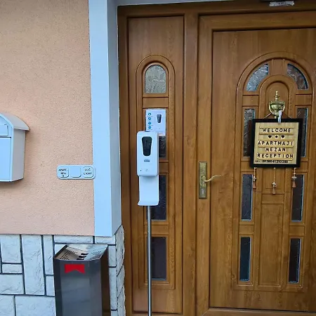 Apartmaji Mezan *