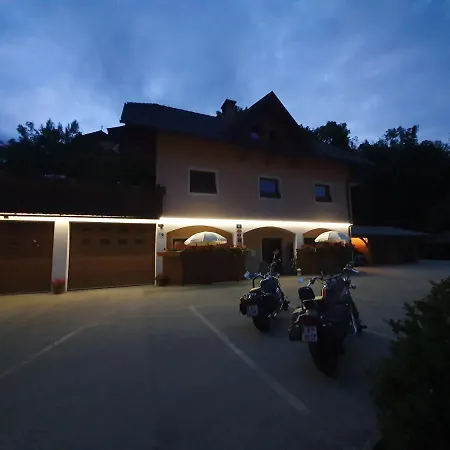 Apartmaji Mezan Bled