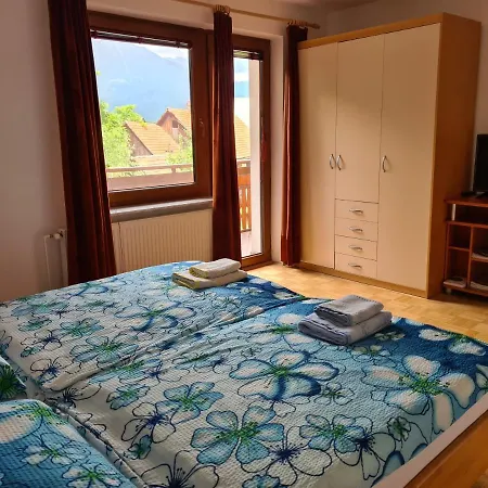 Apartmaji Mezan 블레드