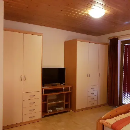 Apartmaji Mezan *