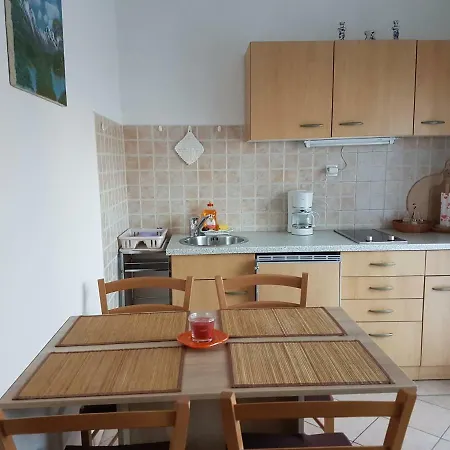 Lejlighed Apartmaji Mezan *