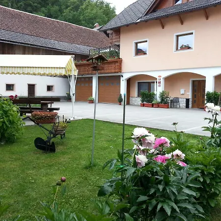 Apartmaji Mezan Lejlighed