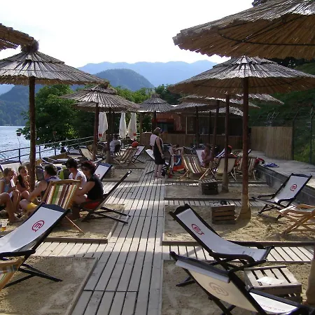 Apartmaji Mezan Apartma