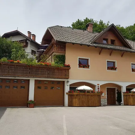 Apartmaji Mezan