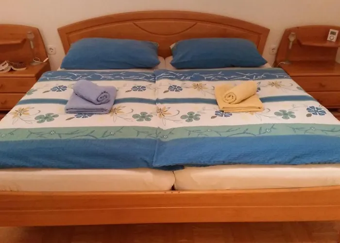 Apartmaji Mezan 公寓 *