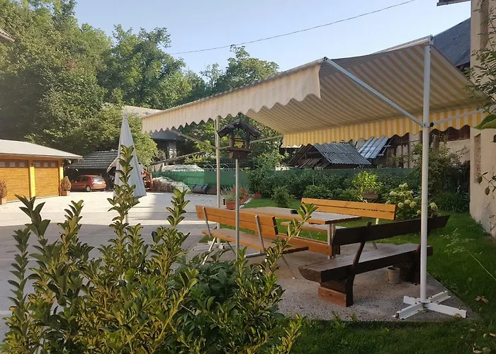 公寓 Apartmaji Mezan *