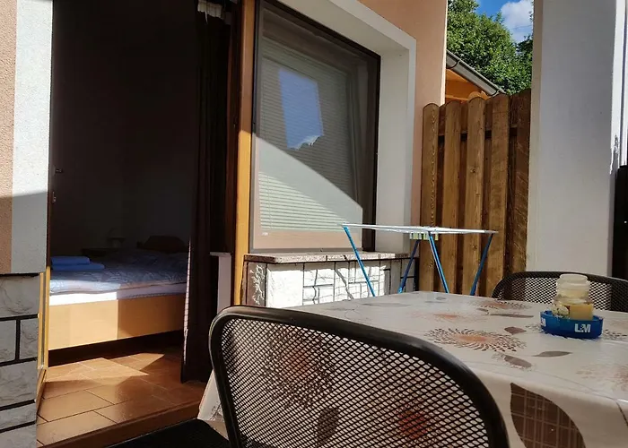 公寓 Apartmaji Mezan *